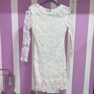 White lace mini dress S